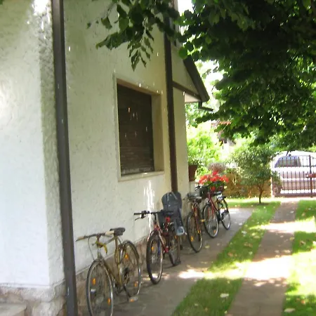 Villa Marina Di Pietrasanta فيلة